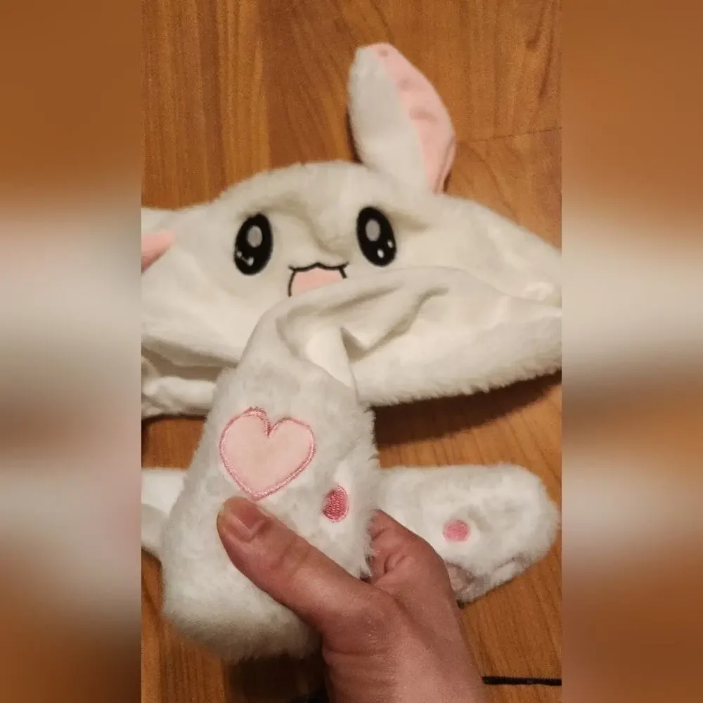 Hot Topic white flip